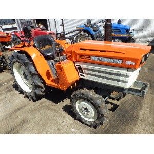 Kubota B-1600 : Tracteur Compact Puissant et Fiable – Vente et Entretien
